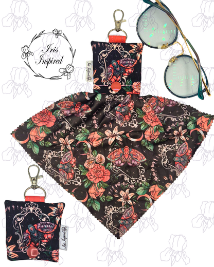 Framed Floral Garden Glasses Cleaner