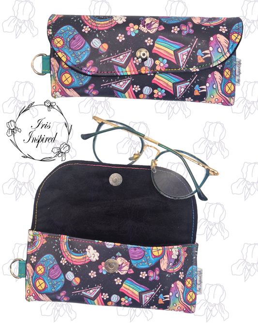 Cottage-core Pride Classic Style Glasses Case
