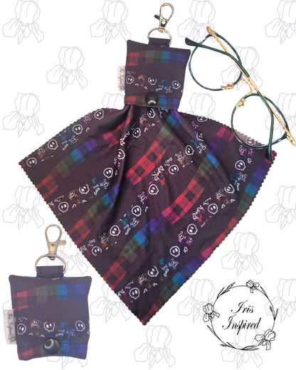 Rainbow Skulls Glasses Cleaner