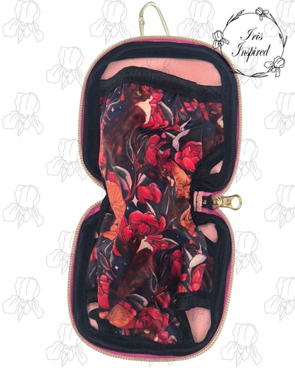 Floral Cats Folding Bottle Bag